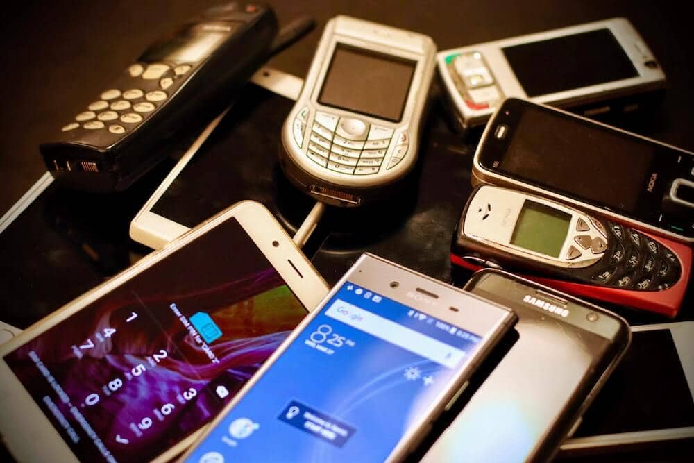 Tvarumas 15 old phones